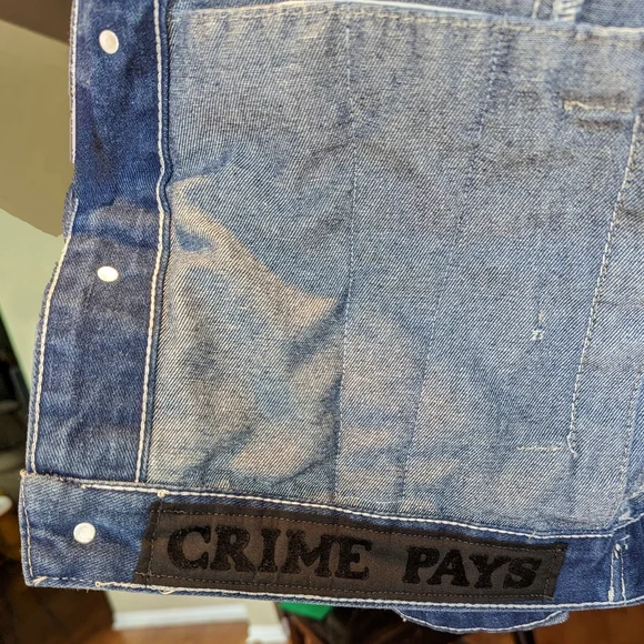 Customized Jean Jacket ๐จ๐ด - Picture 9 of 10